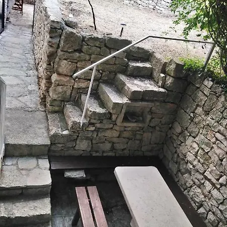 Beach House Vrnik